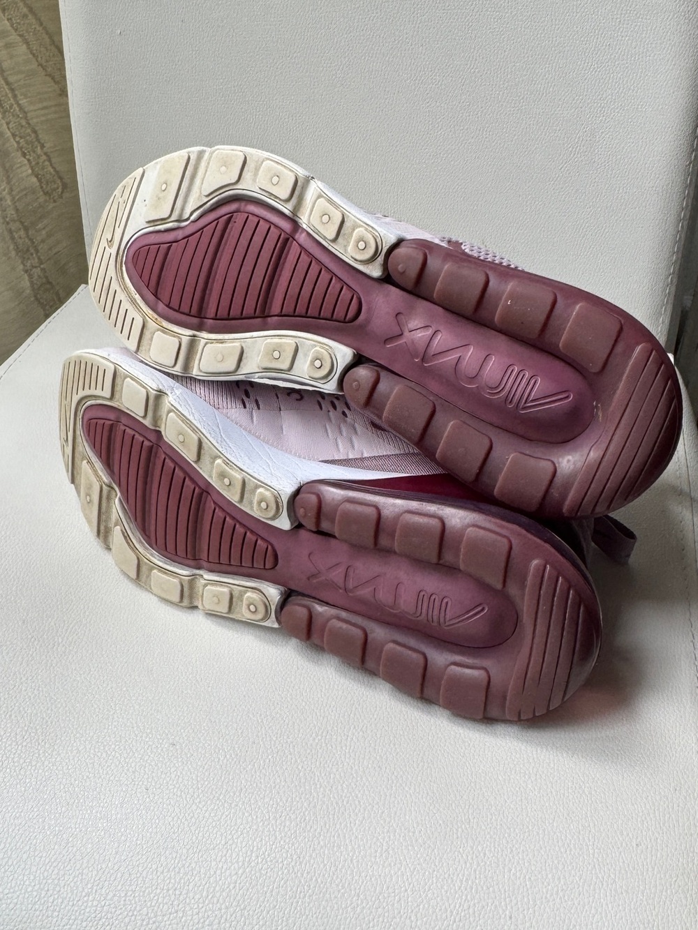 Nike Women's Light Pink and Burgundy Air Max 270 Sneakers - Picture 7 of 7